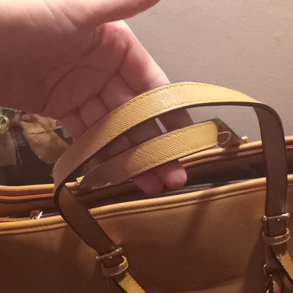 Purse - Picture 3 of 6